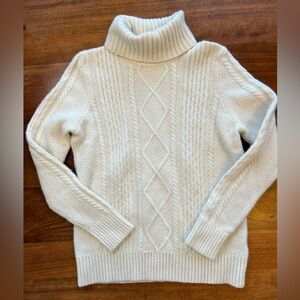 LL BEAN Womens Fisherman Cable Knit Sweater Size L Wool  Turtleneck